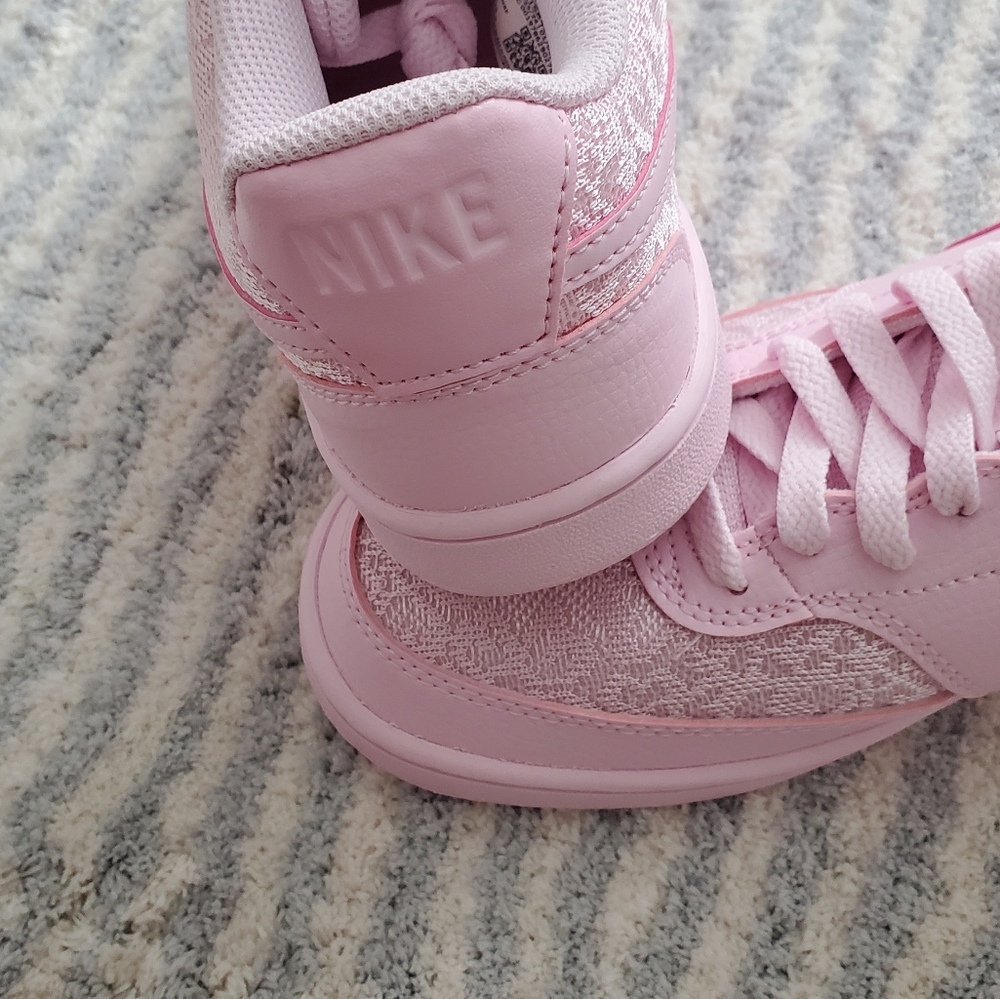 New Nike Court Vision Low Sneakers - Picture 4 of 5